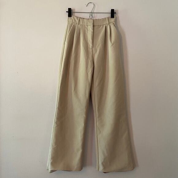Abercrombie & Fitch Tan Khaki Sloane Pleated Wide Leg Dress Pants size 00 Short - Picture 2 of 13